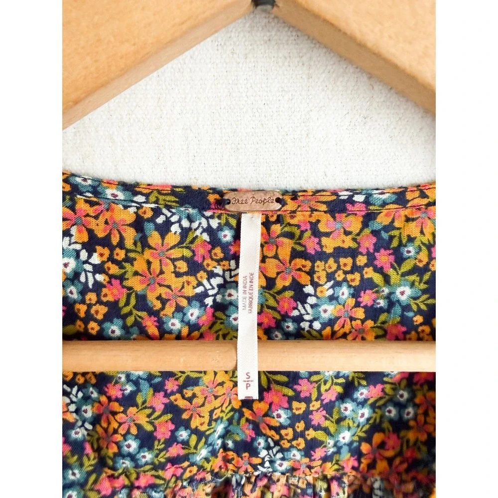 Free People I Found You‎ Floral Puff Sleeve Blouse Navy Orange Small S/P